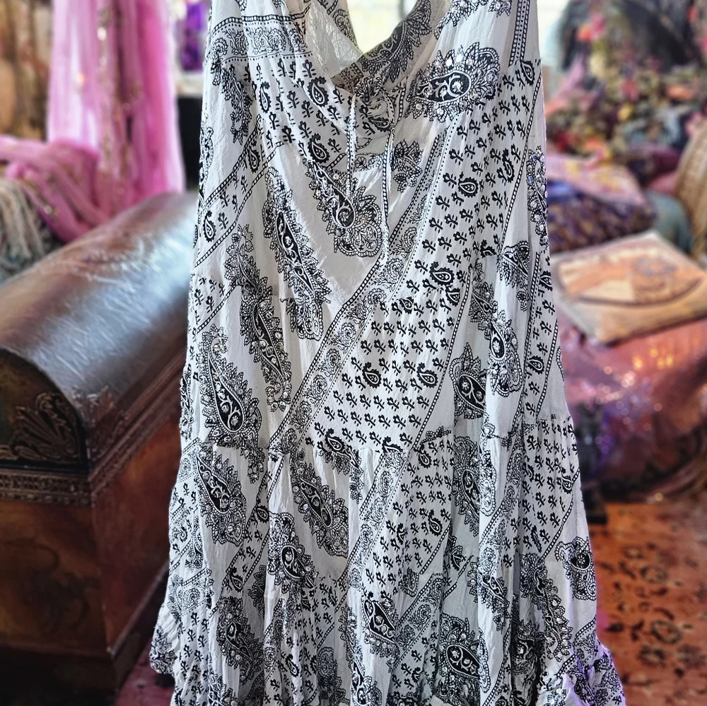 Sequin Ruffle Skirt - Picture 3 of 4